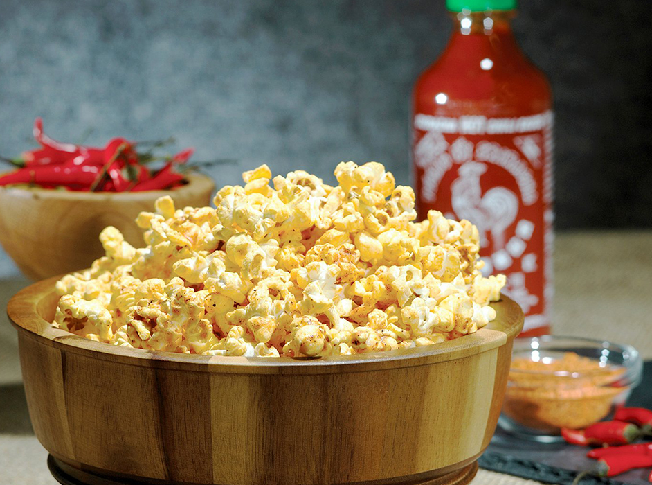 Sriracha popcorn